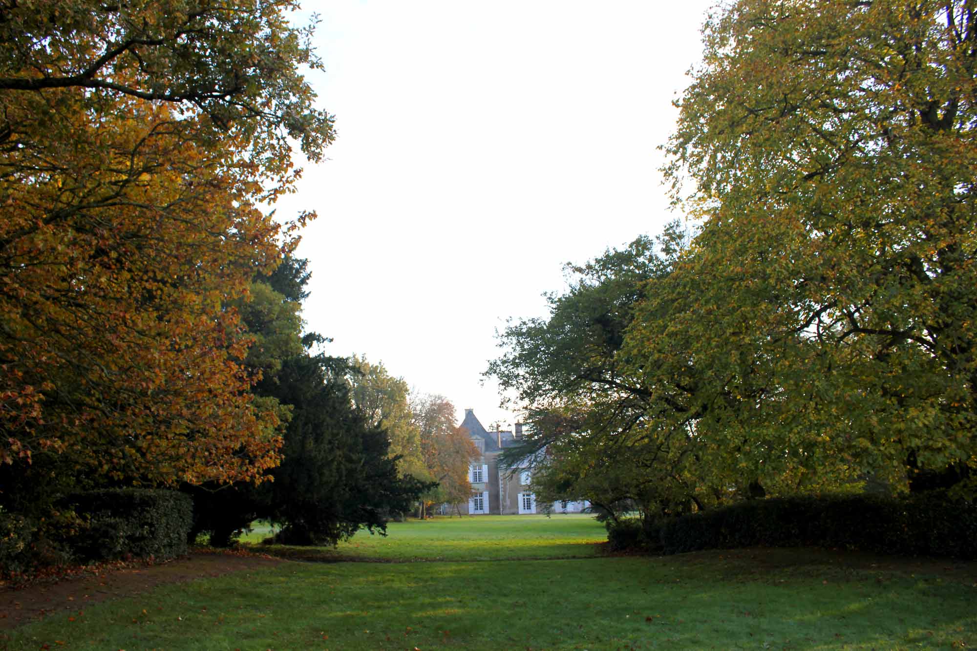 Paysage d'autome au Château de la Guimonière